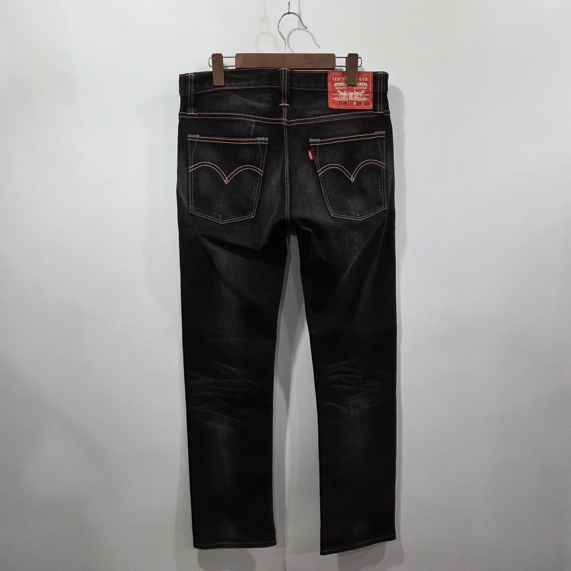 리바이스 504 흑청 데님팬츠 32/34 상품이미지3