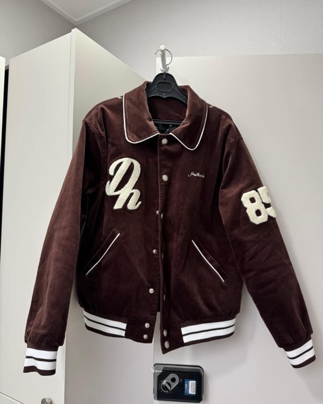 [L]프라이노크 바시티(이동휘 착용) 상품이미지1