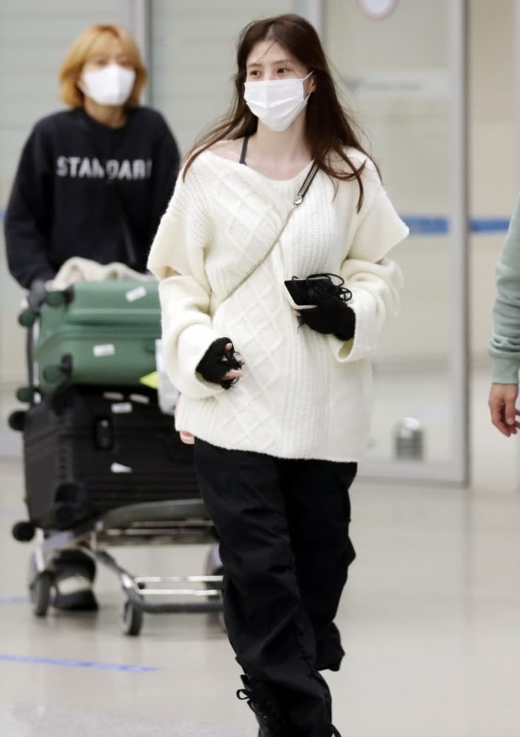 트리밍버드 보트넥 오프숄더 니트 상품이미지2