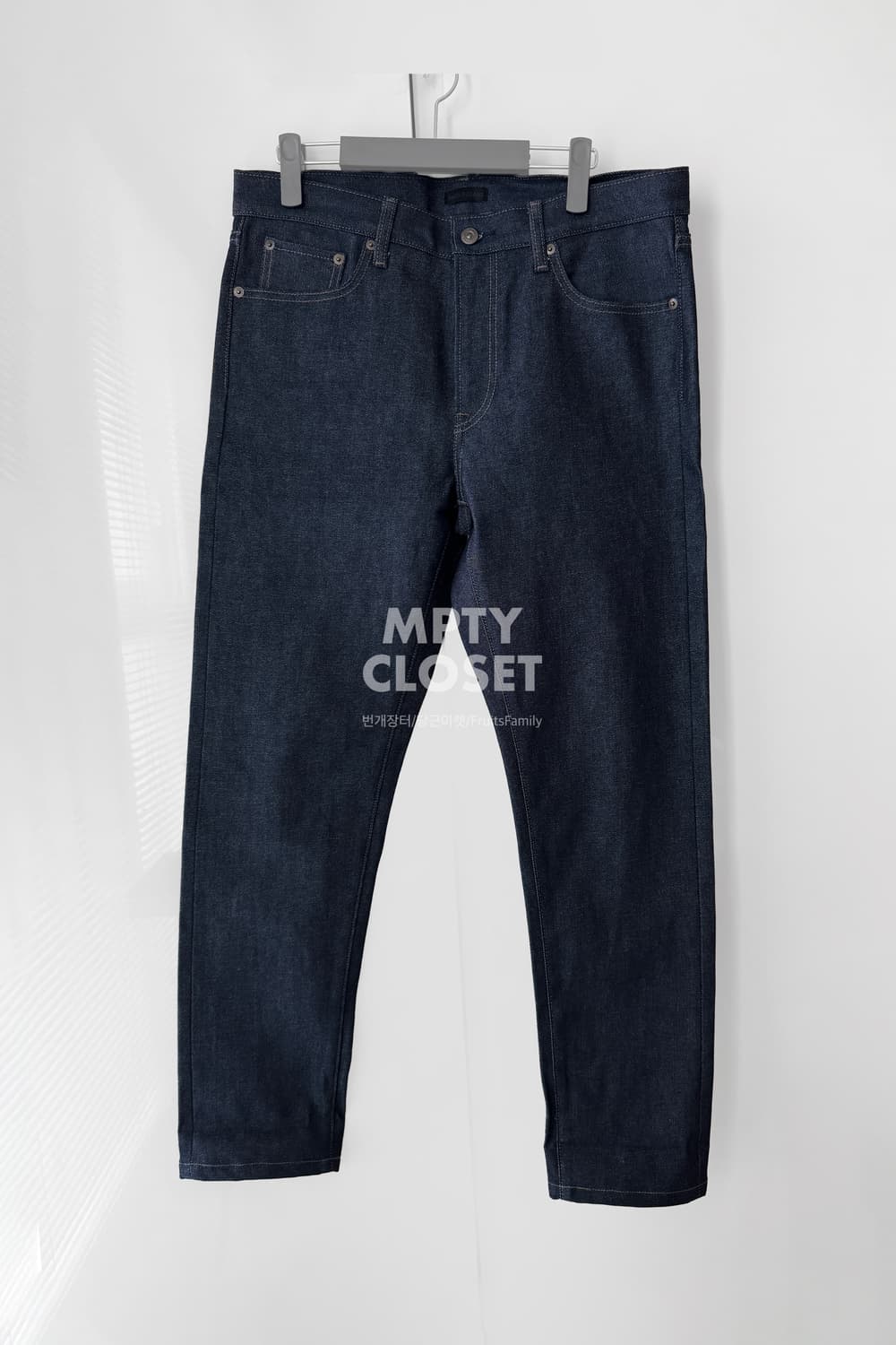 [33] 유니클로 셀비지 데님팬츠 슬림스트레이트 네이비 상품이미지2