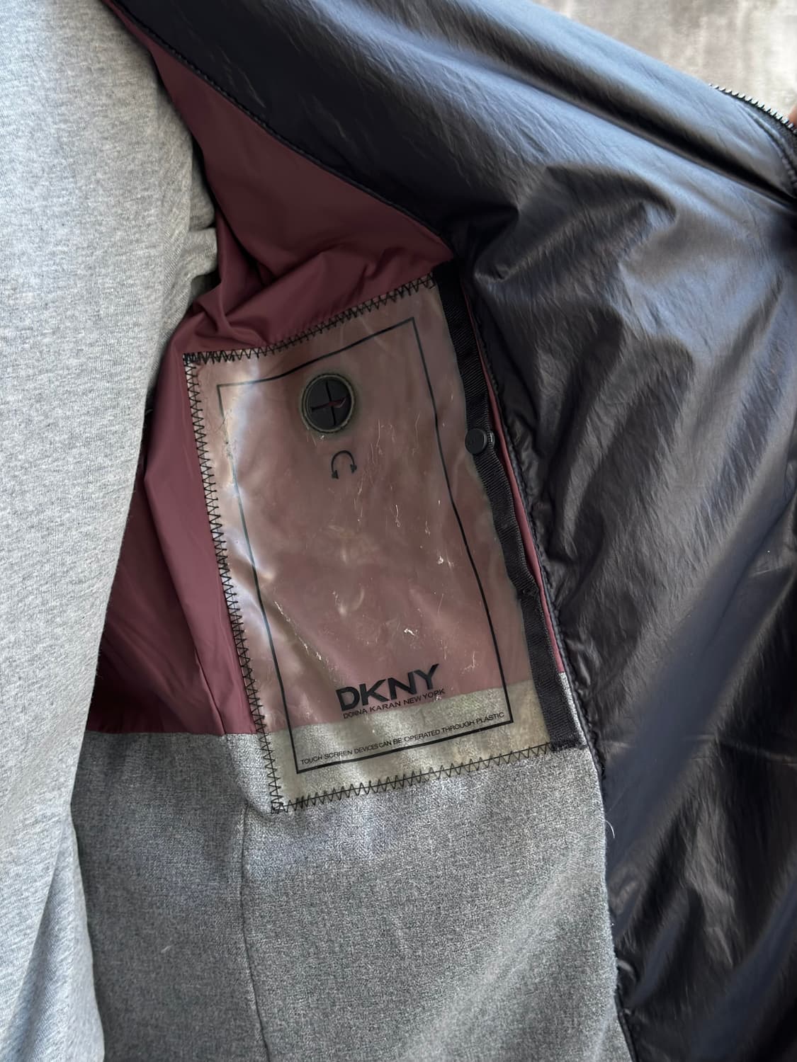 DKNY 사선 비대칭 패딩 자켓 상품이미지8