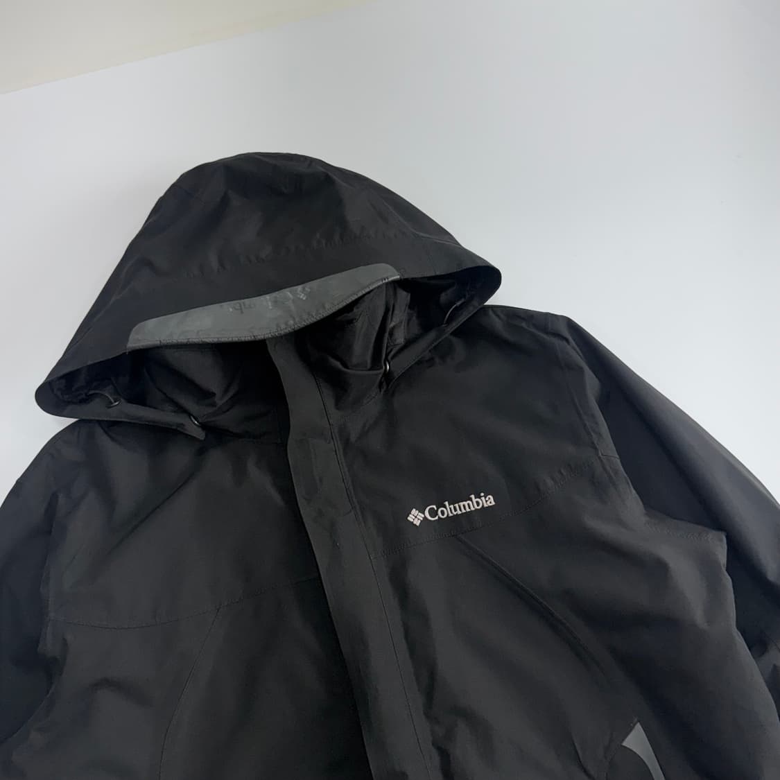 Columbia 콜롬비아 이중 지퍼 블랙 바람막이 상품이미지4