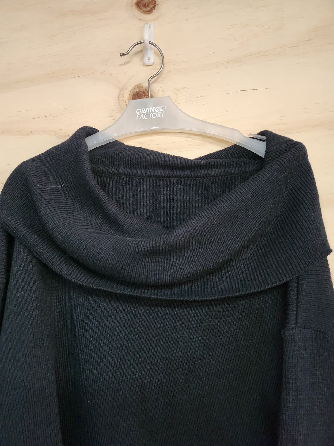 181) 오프숄더 니트 스웨터 상품이미지4