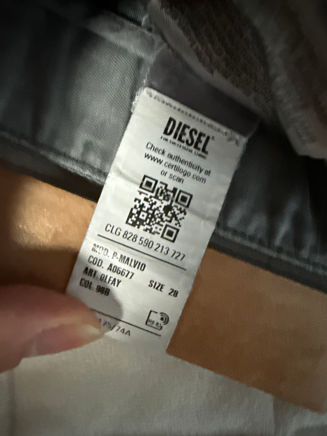 디젤 P-말비오 린넨 블렌드 가먼트 다이드 카고 팬츠 그레이 상품이미지3