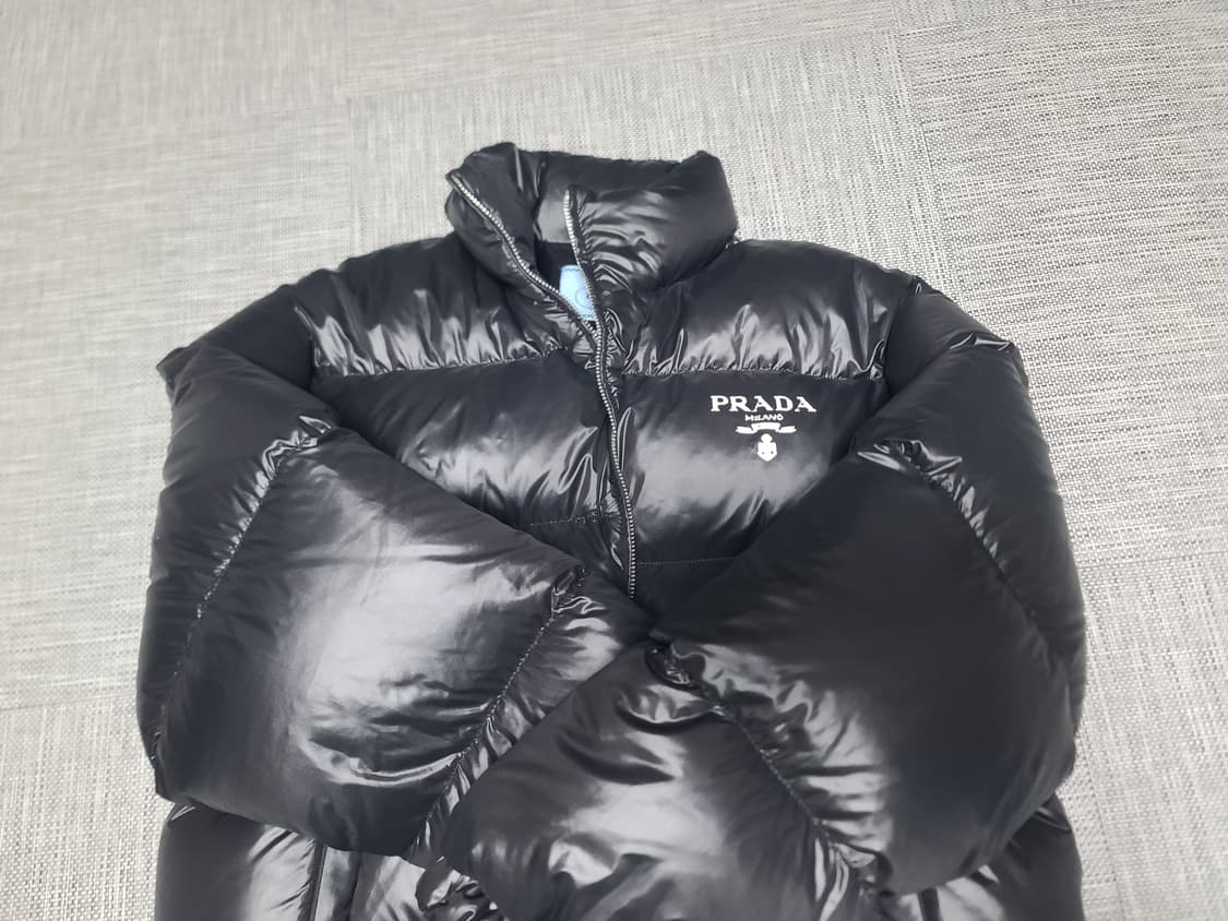 프라다 리나일론 다운 자켓 패딩 38 사이즈 상품이미지2