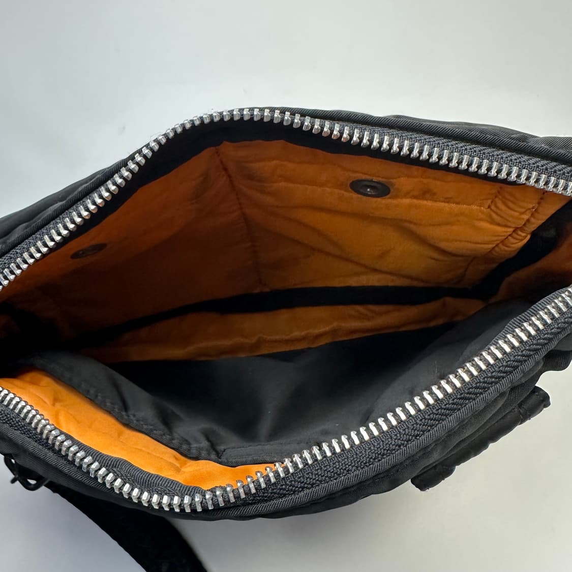 PORTER TANKER SHOULDER BAG 포터 탱커 숄더백 상품이미지7