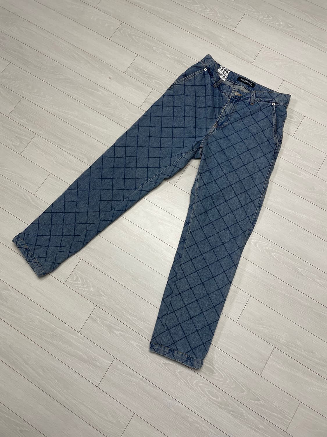 Net Pockets Denim Pants 상품이미지1