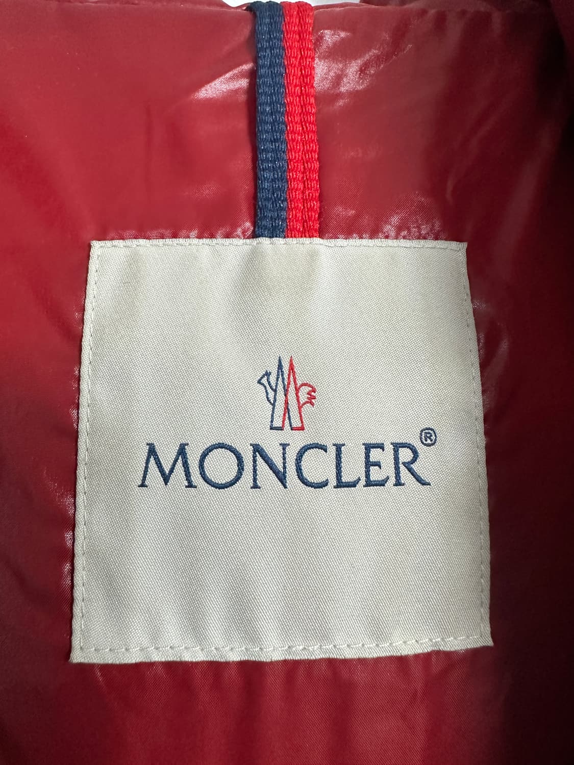 몽클레어 푸퍼 레드 패딩 상품이미지3