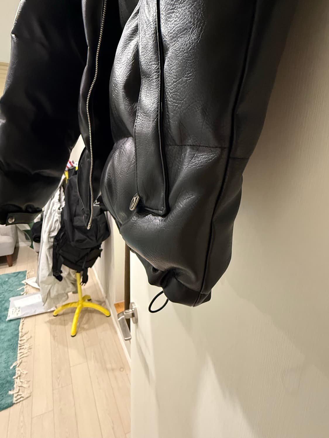 떠그클럽 패딩 상품이미지2