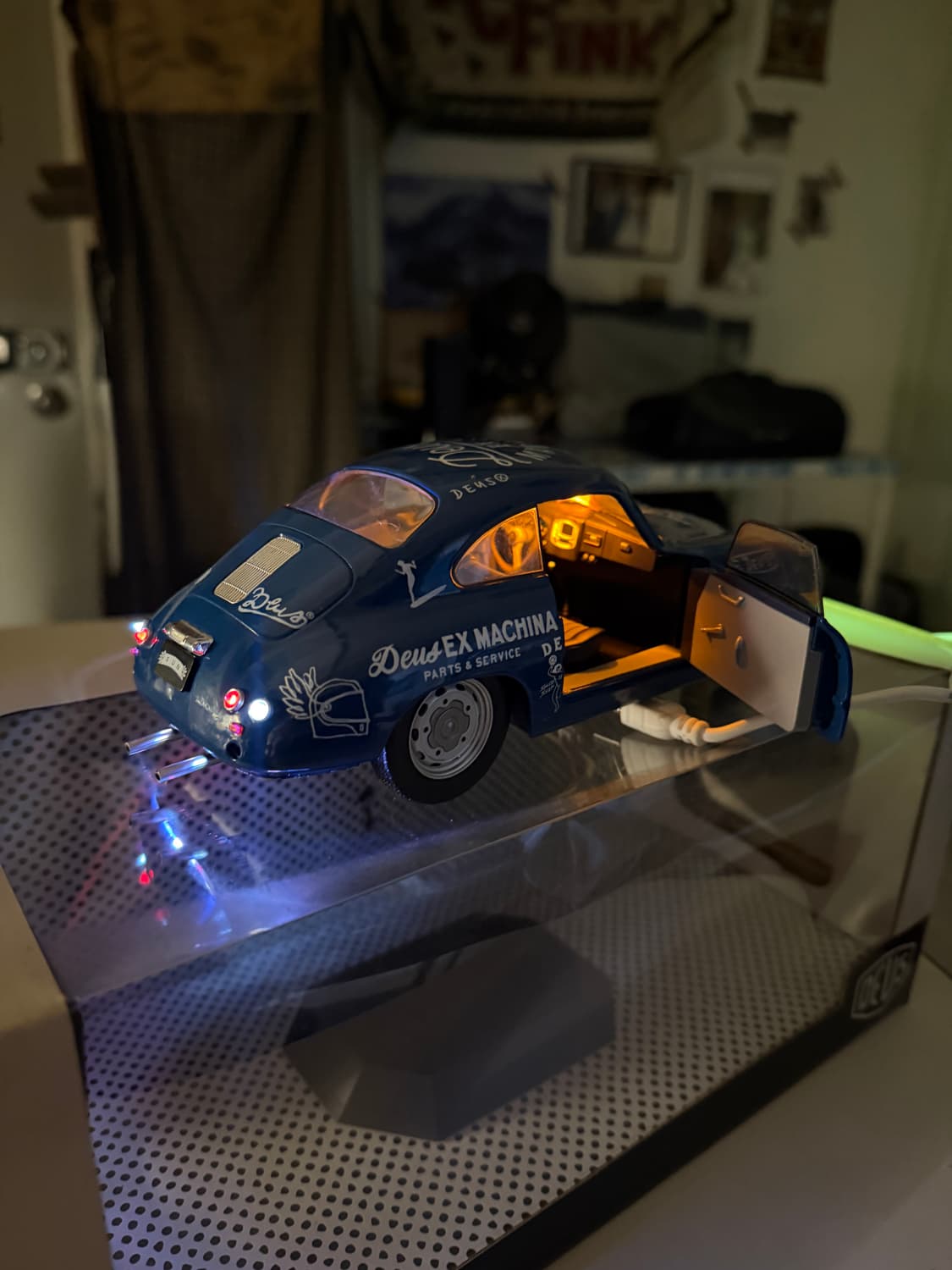 데우스 X Solido 포르셰 356 / 1/18 Led 커스텀 모델 상품이미지2