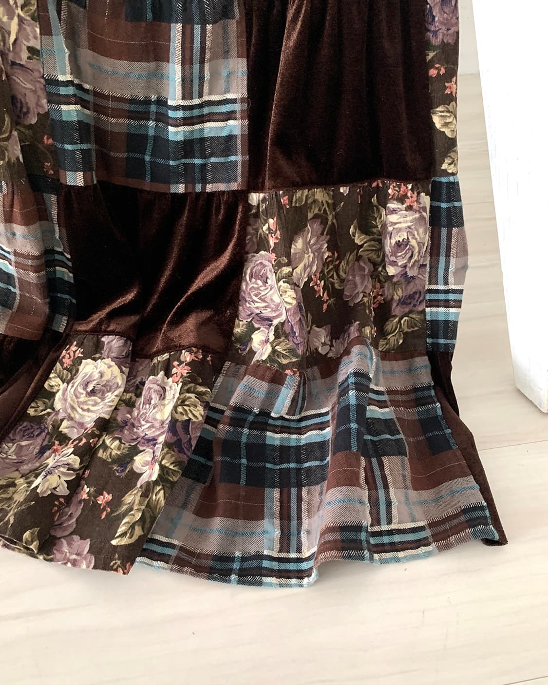 Brown velvet patchwork midi skirt 상품이미지4