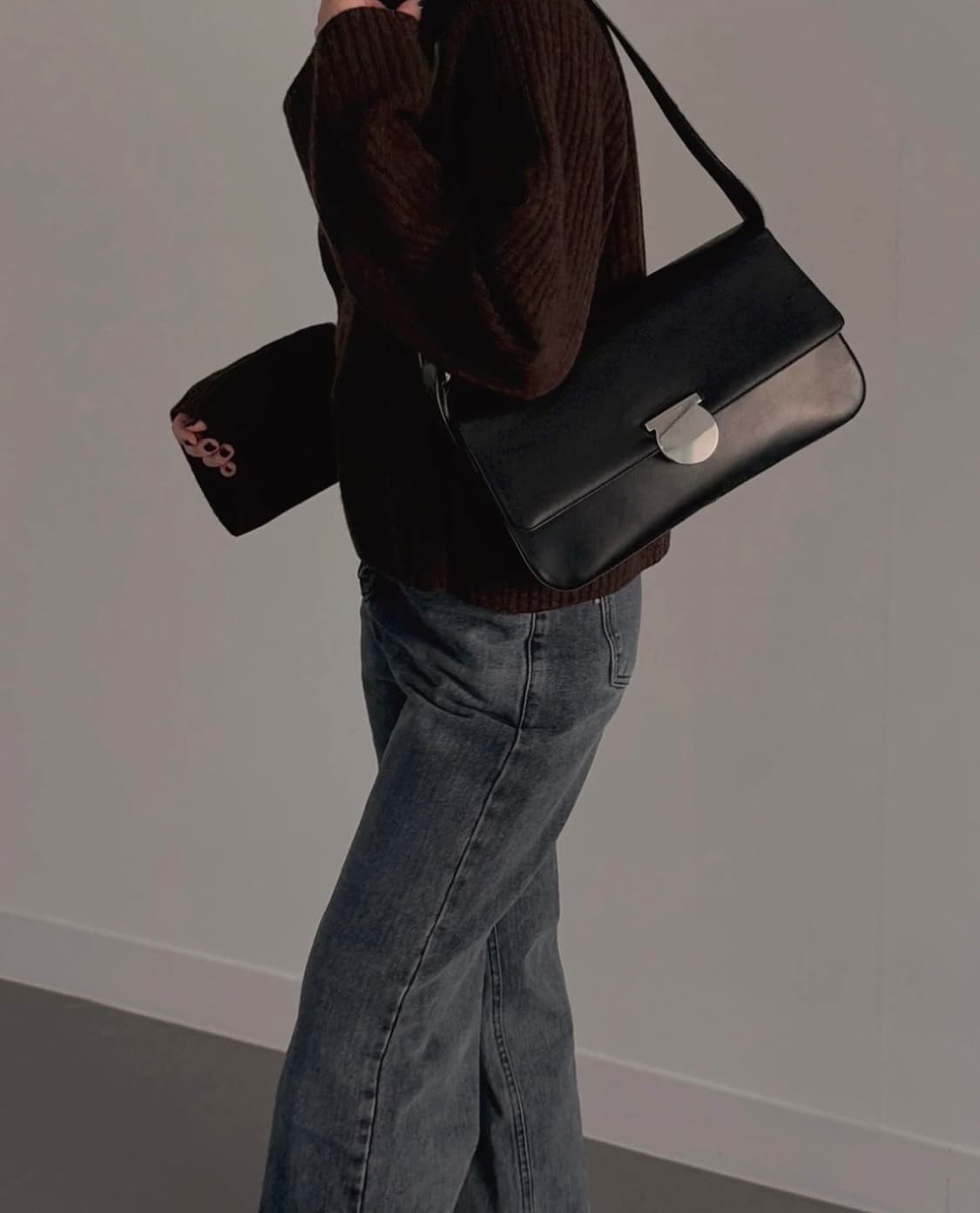 페라가모 간치니 숄더백 블랙 상품이미지1