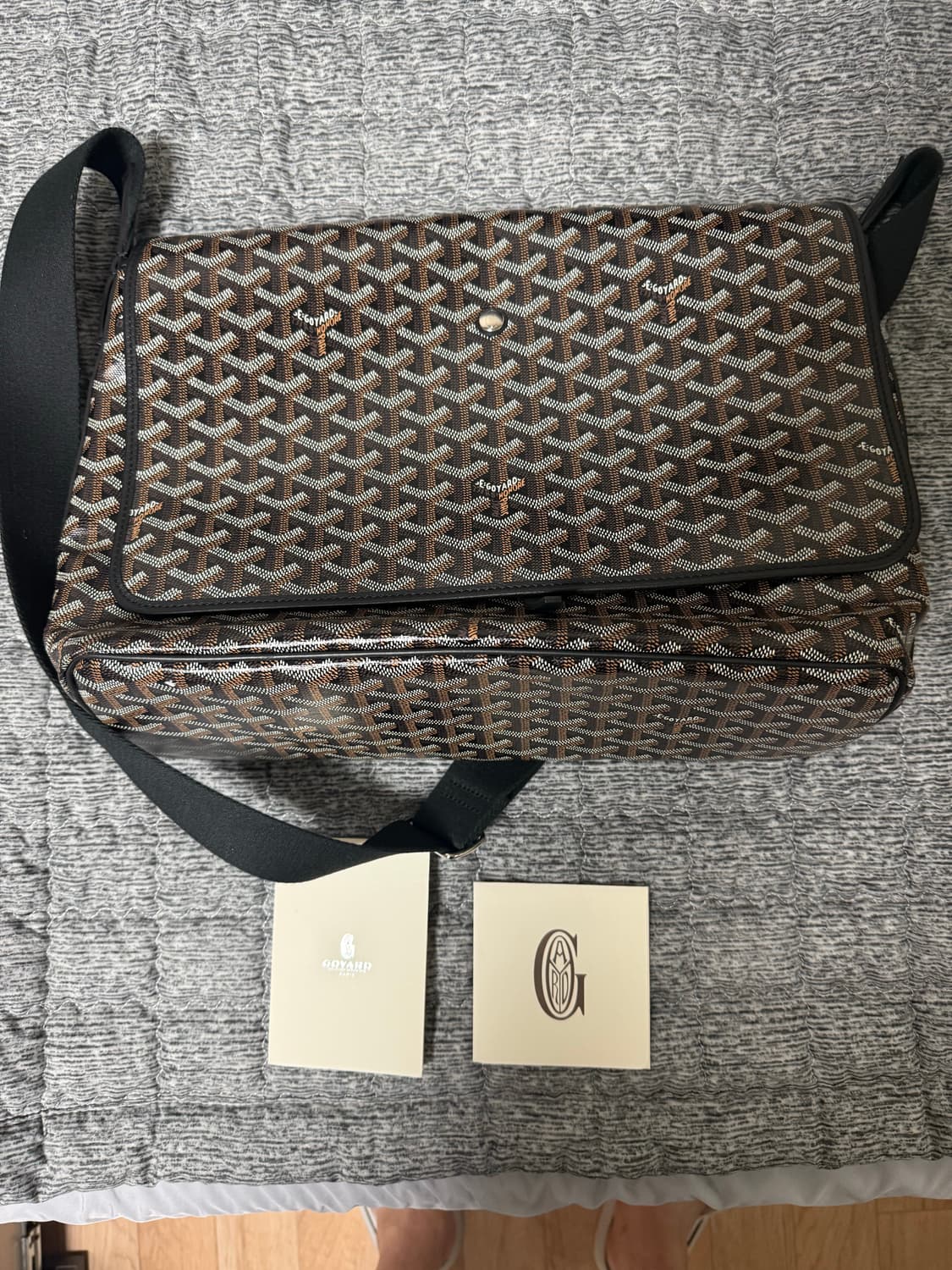 고야드 카페티엔 MM 메신저백 블랙 상품이미지1