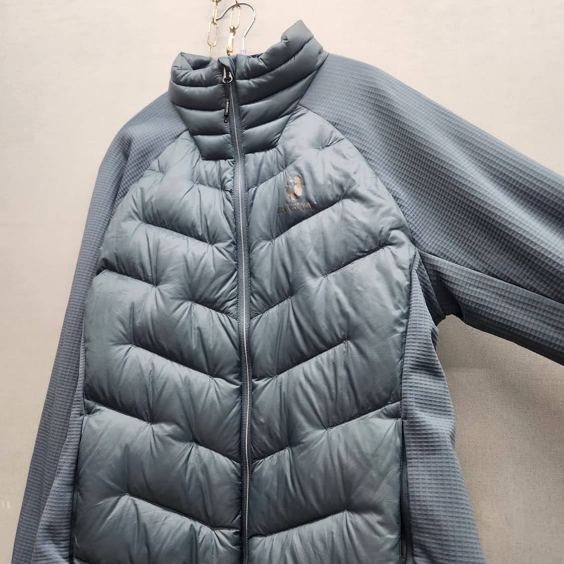 블랙야크 하이브리드 구스다운 경량패딩 100(L) 상품이미지3