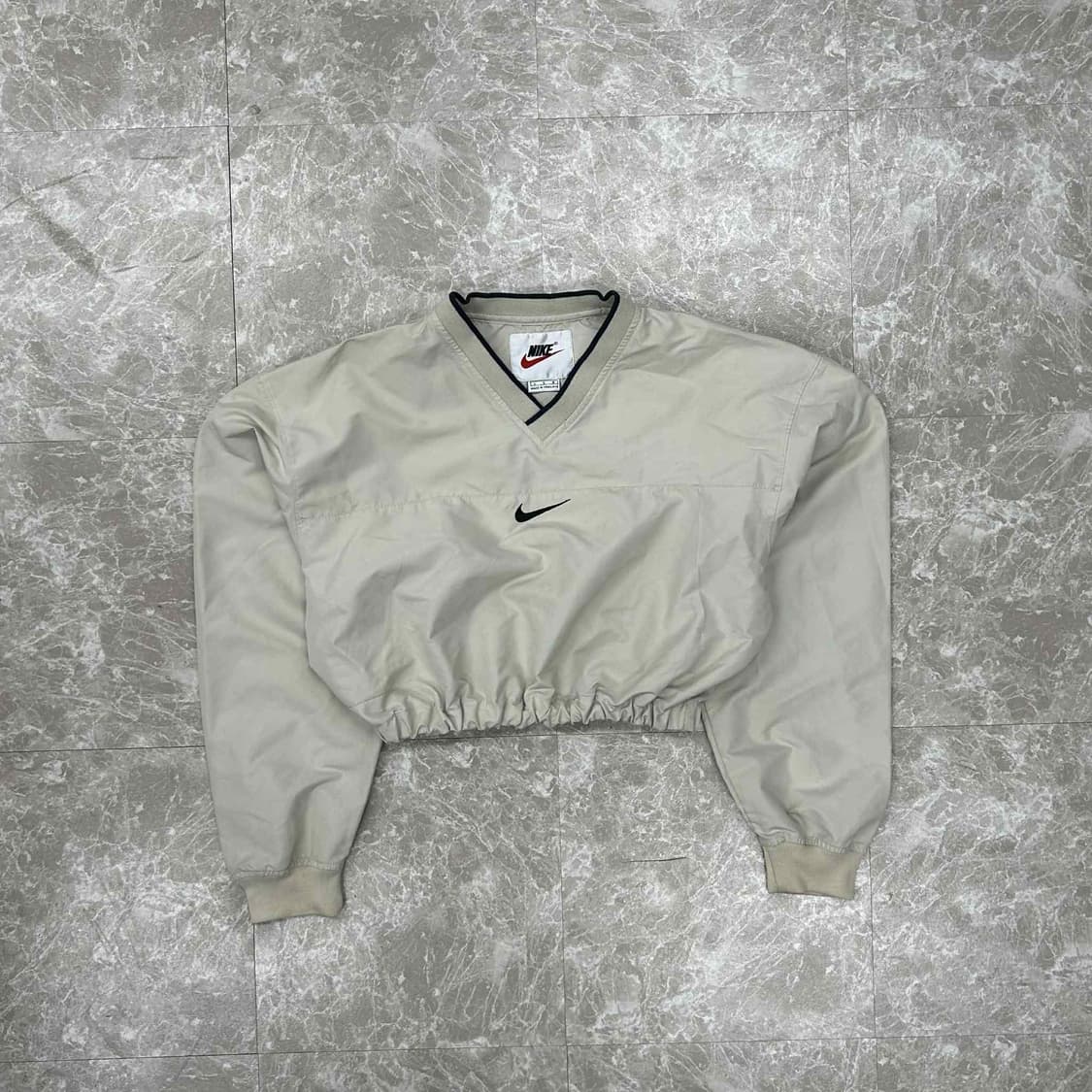 나이키 00s 솔로 스우시 베이지 리메이크 크롭 윈드브레이커 웜업(L) 상품이미지2
