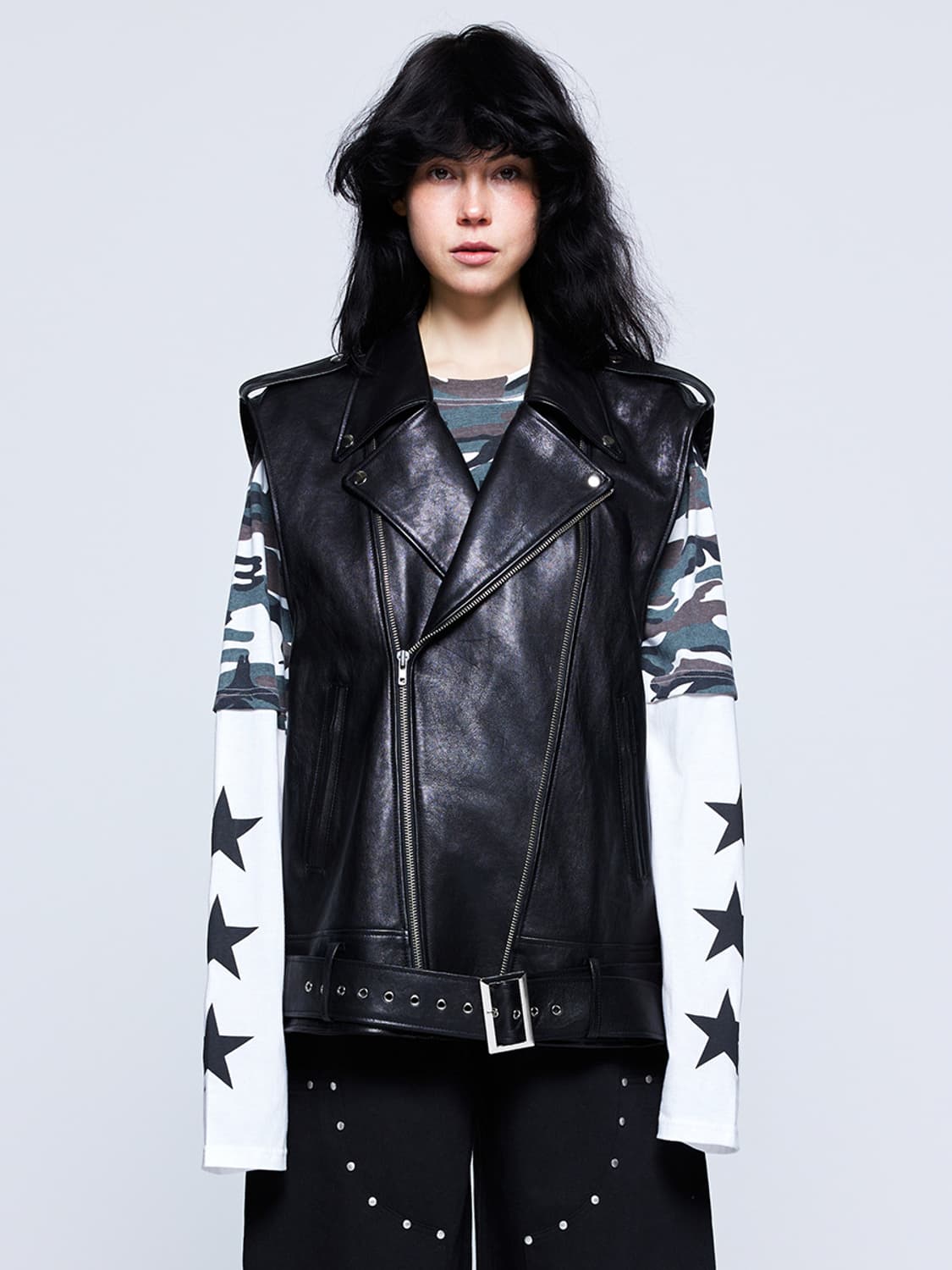 STEPPA  오버핏 메탈 엔젤윙 스터드 양가죽 베스트 상품이미지1