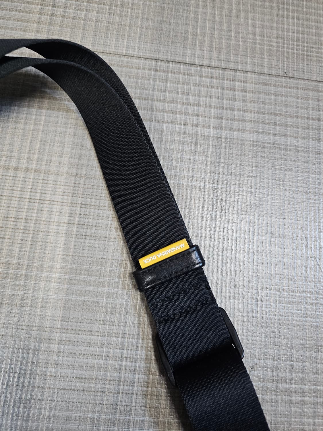 만다리나덕 그라비타 브리프케이스 토트백 상품이미지4