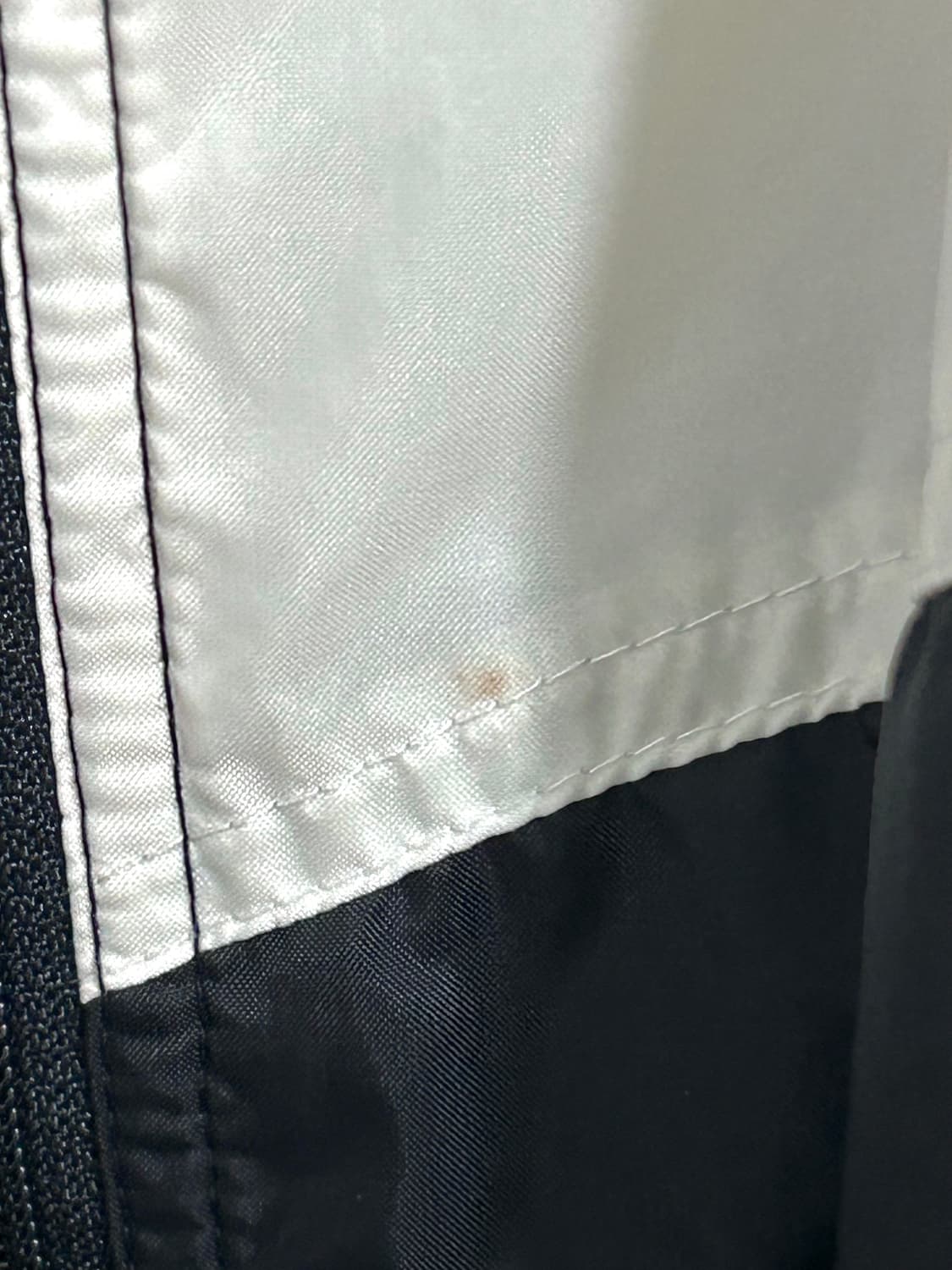 아디다스 90s 범고래 바람막이 상품이미지5