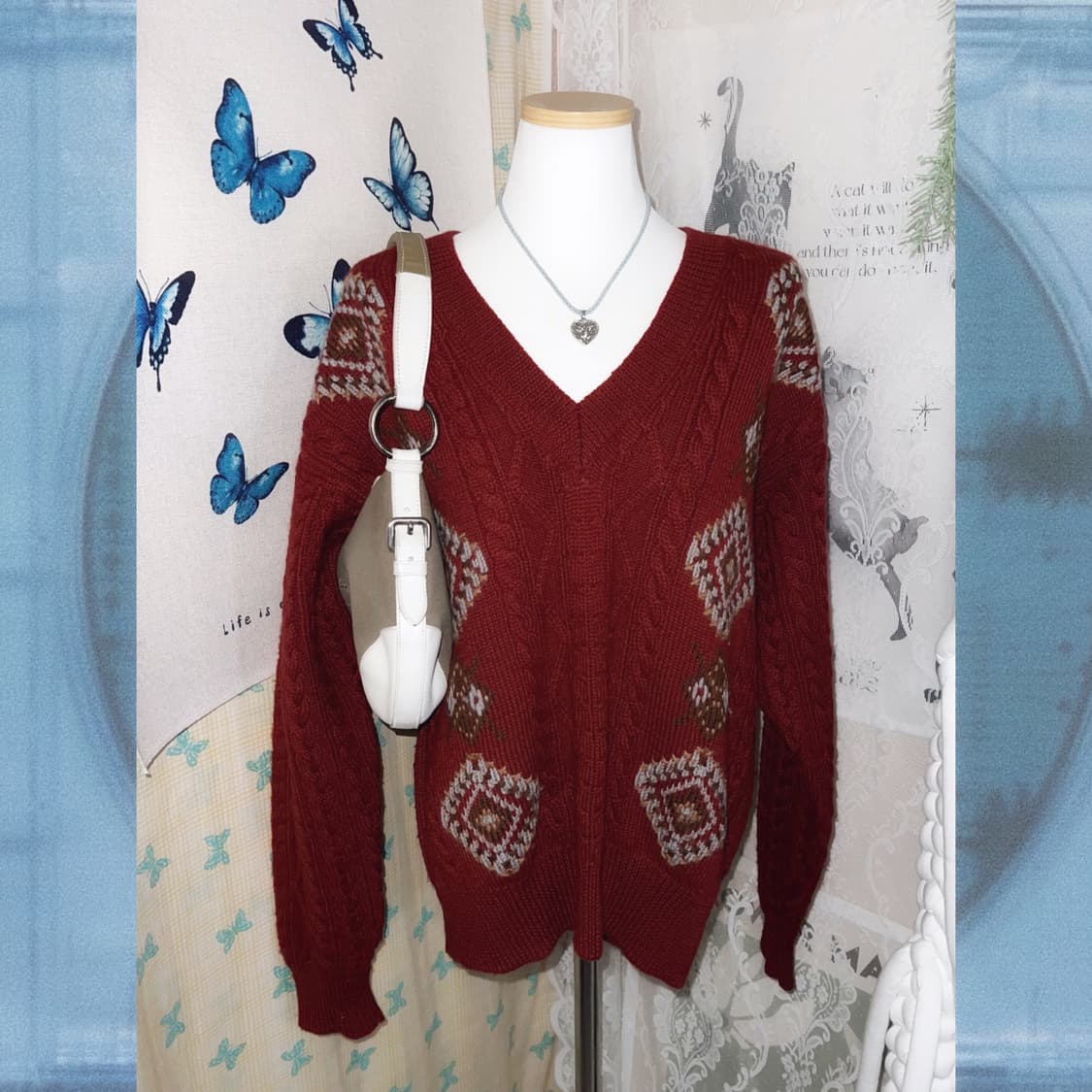 레드 꽈배기 브이넥 오버핏 니트 상품이미지3