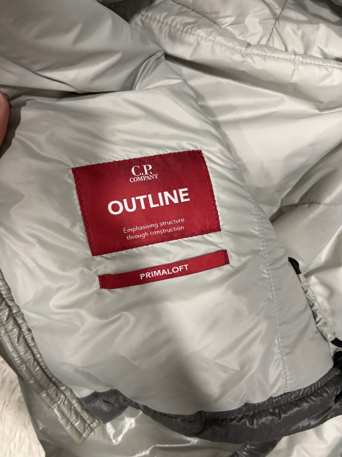 [레어M] cp컴퍼니 프리마로프트 아웃라인 경량패딩 상품이미지6