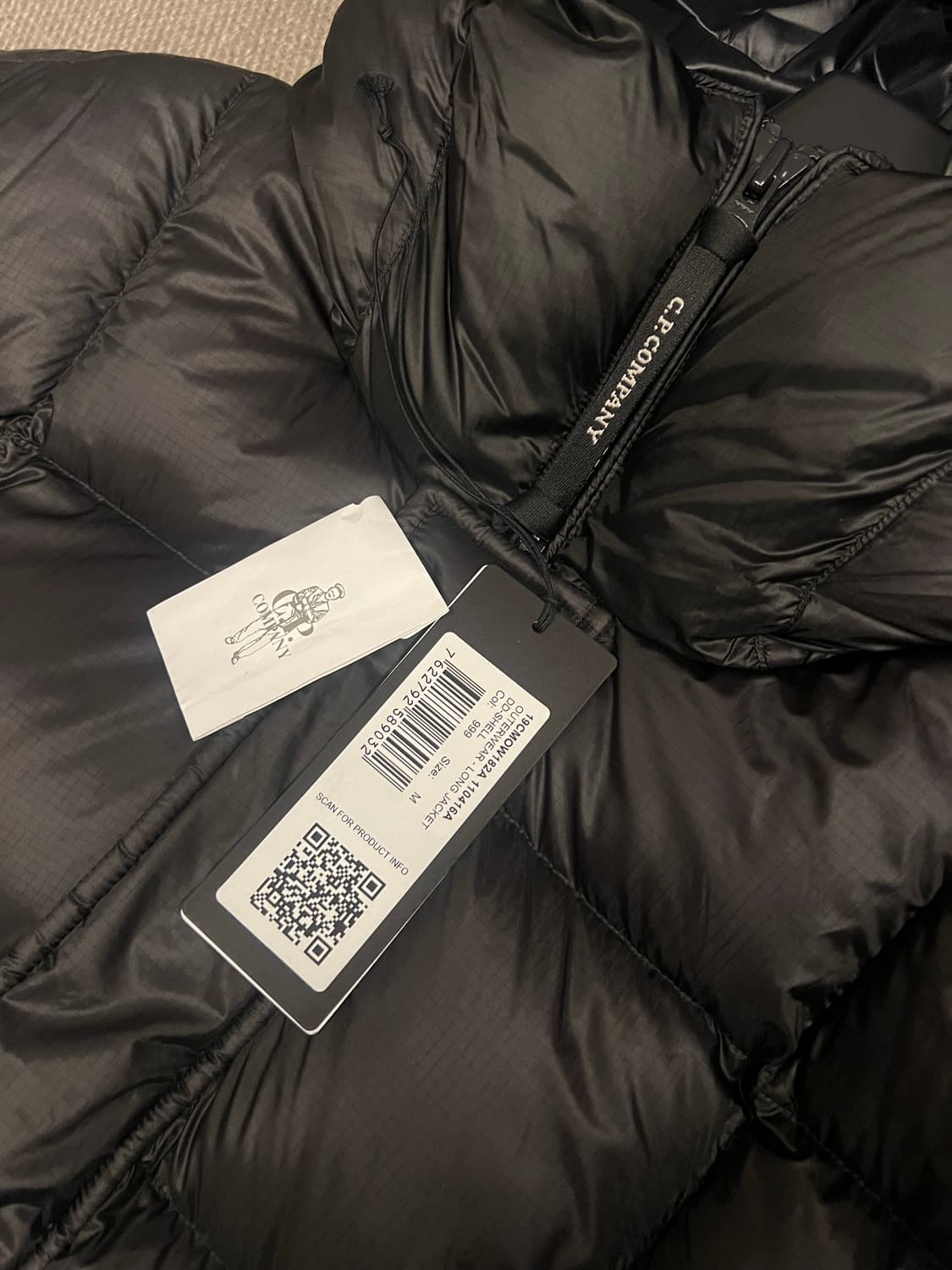 CP company DD쉘 롱 후드 패딩 25FW (M 사이즈) 상품이미지4