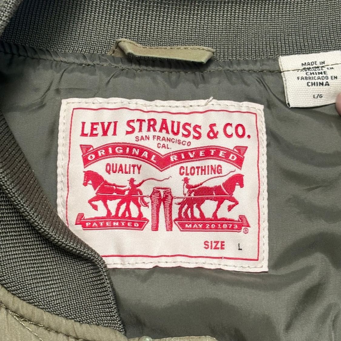 LEVIS 퀄팅 봄버 자켓 카키 L 상품이미지4