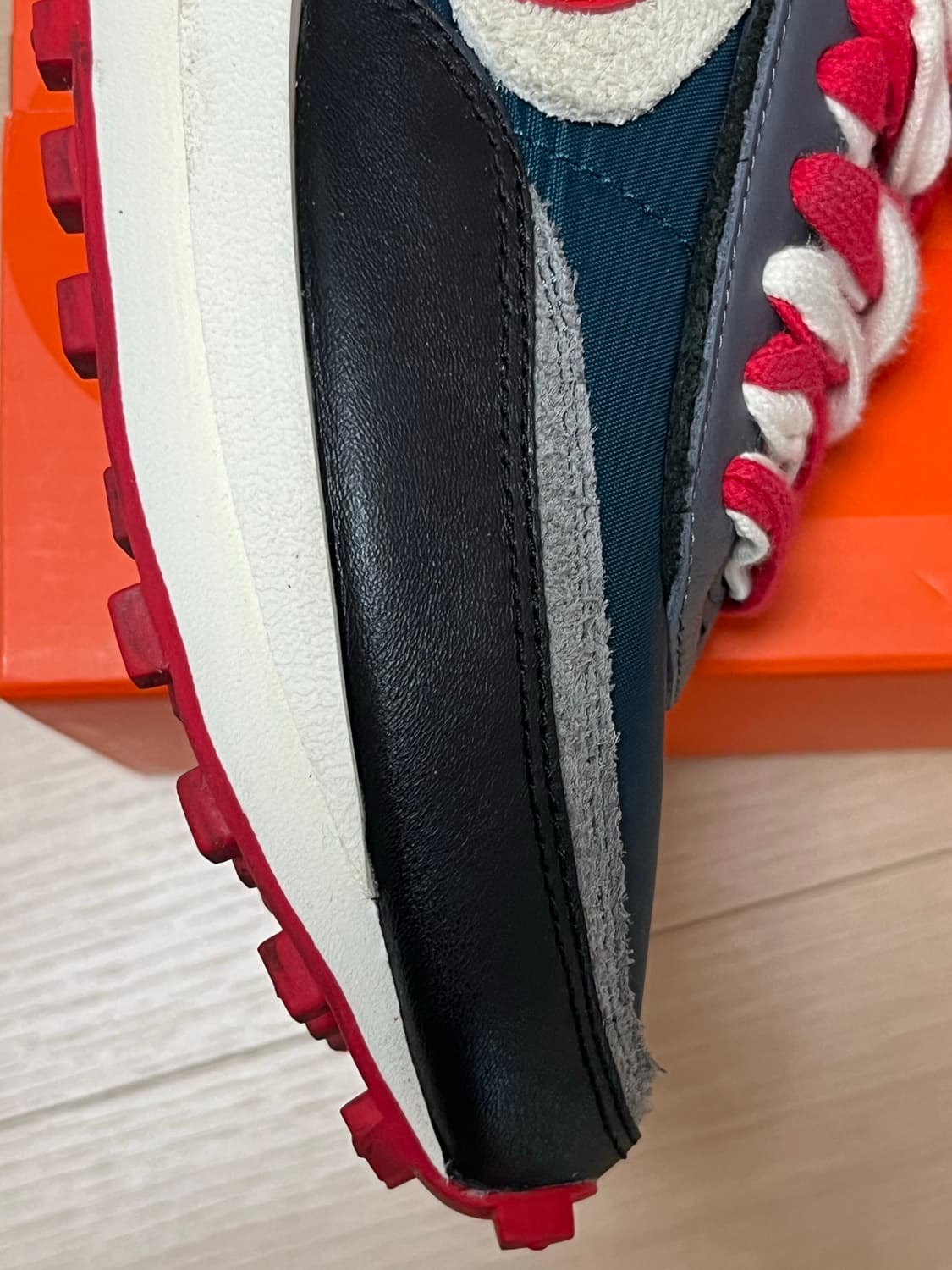 나이키 사카이 미드나잇 255 상품이미지2