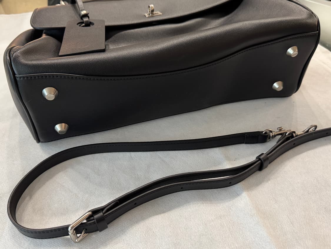 siyazu 시야주 미첼백 블랙 입니다 상품이미지3