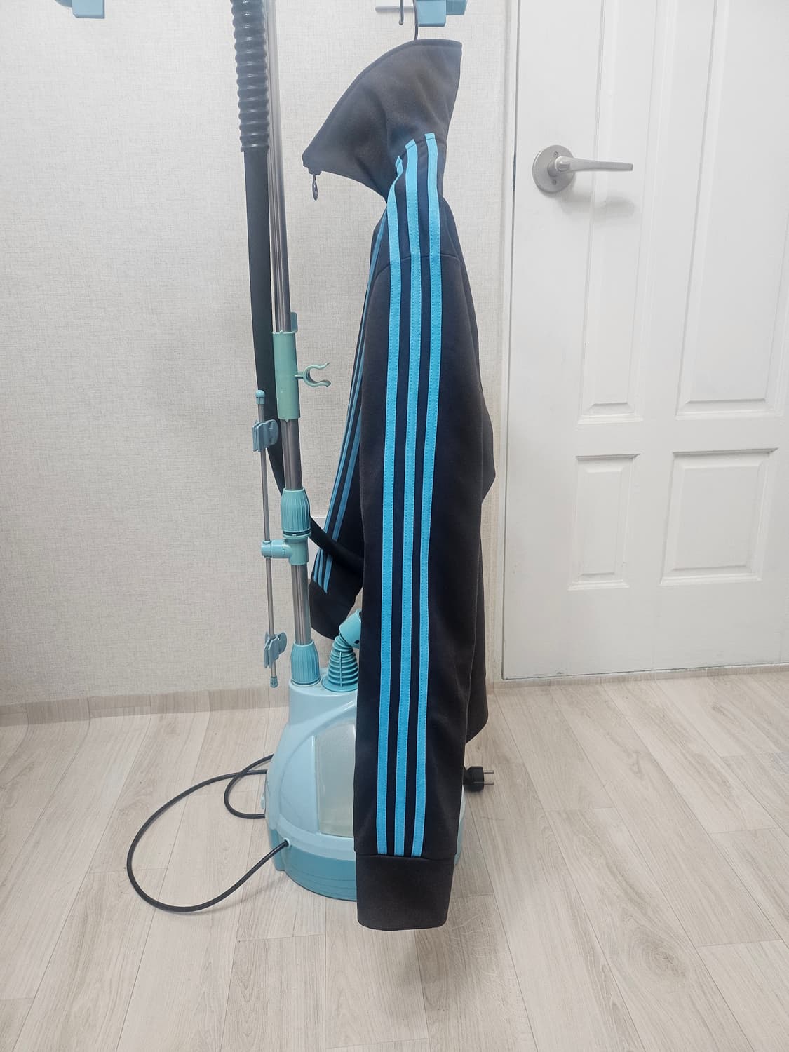 (105) ☆초대장급☆ 아디다스 유로파 [초코브라운민트] 트랙탑져지 상품이미지4