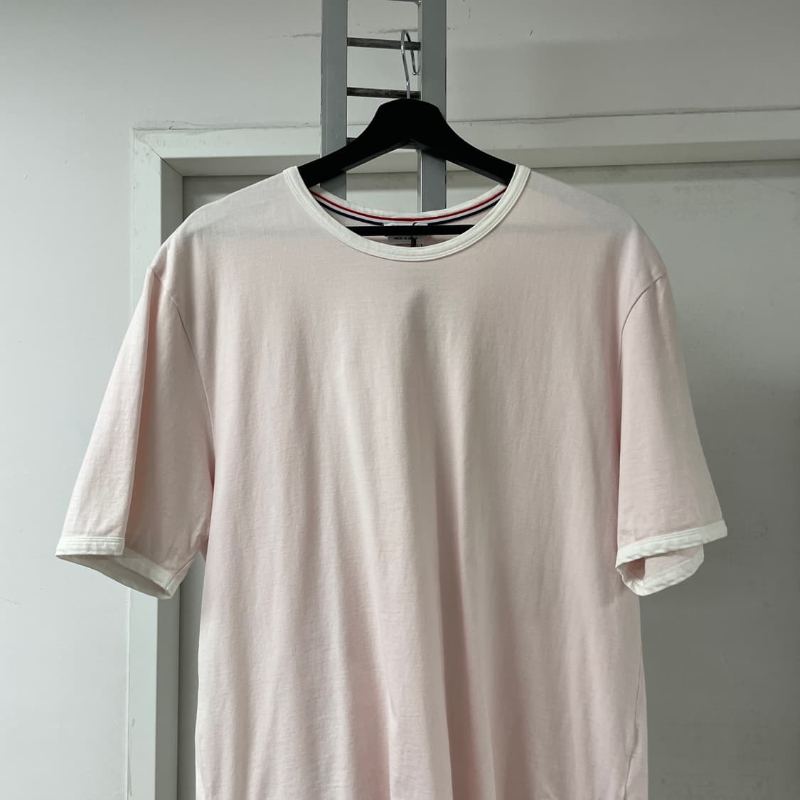 톰브라운 반팔 티셔츠 핑크 3  상품이미지2