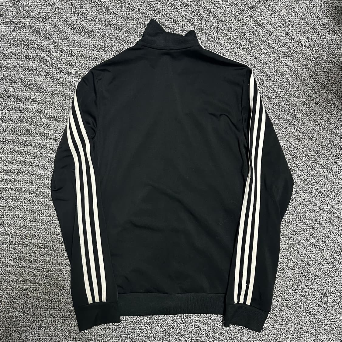 (M) 아디다스 삼선 검흰 져지 트랙탑 블랙 상품이미지4
