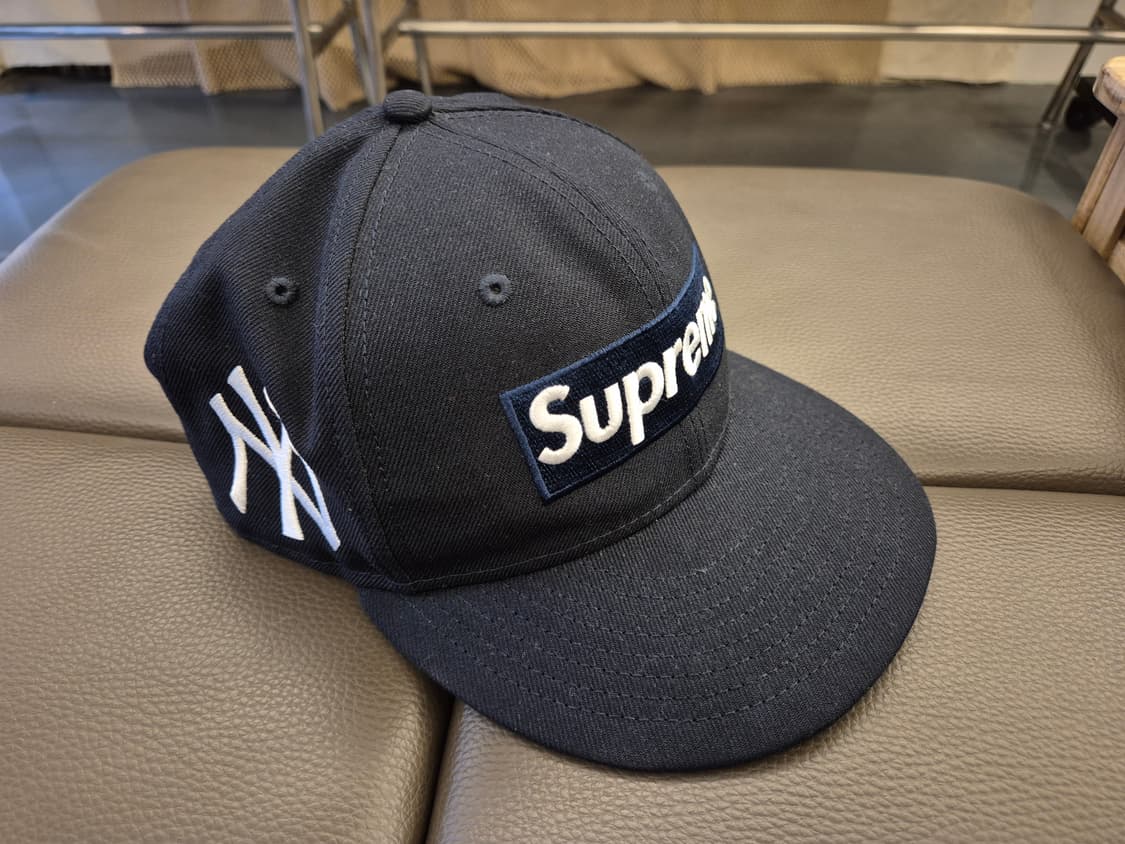 24ss 슈프림x뉴에라 뉴욕양키스 59fifty  상품이미지1