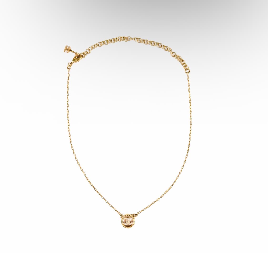 샤넬 여성 CC로고 체인 라운드 크리스탈 펜던트 목걸이 골드 AB9046 상품이미지2