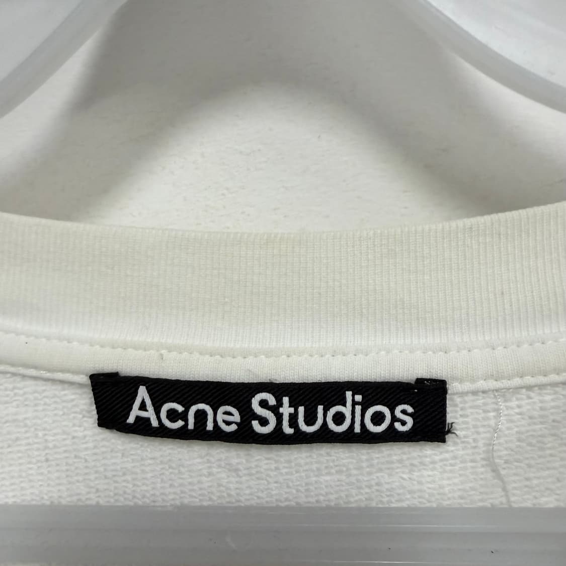 아크네스튜디오 맨투맨[1829] 상품이미지7