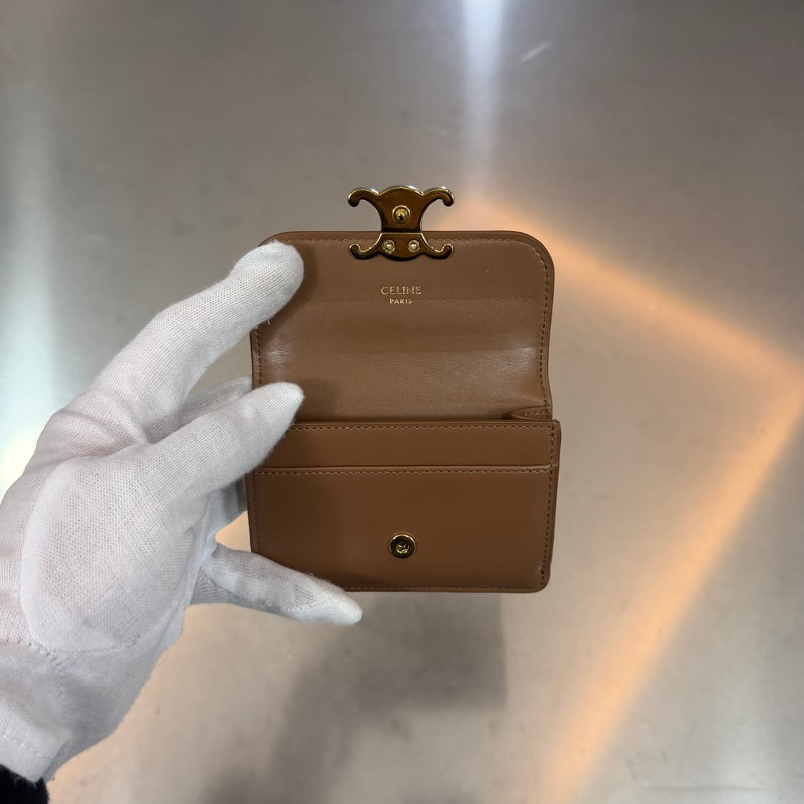 [리오브전포점] 셀린느 트리옹프 플랩 카드지갑 상품이미지4