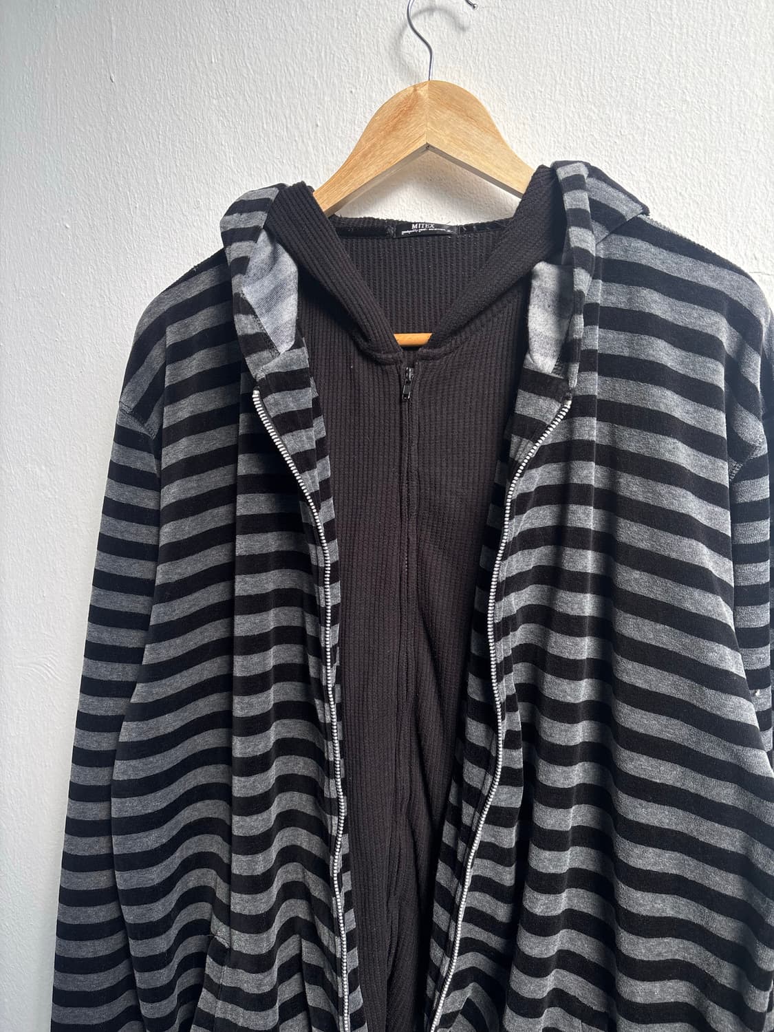 Japanese Vintage Grey Stripe Hood Zip-Up 상품이미지6