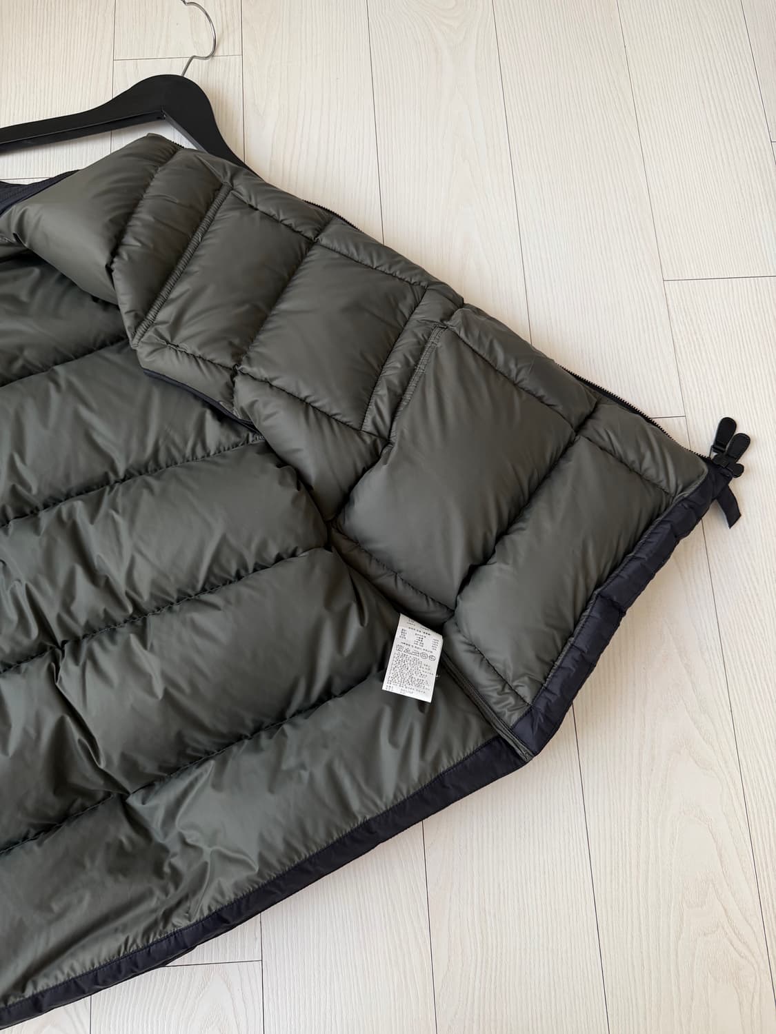 이스트로그 구스 다운베스트  상품이미지6