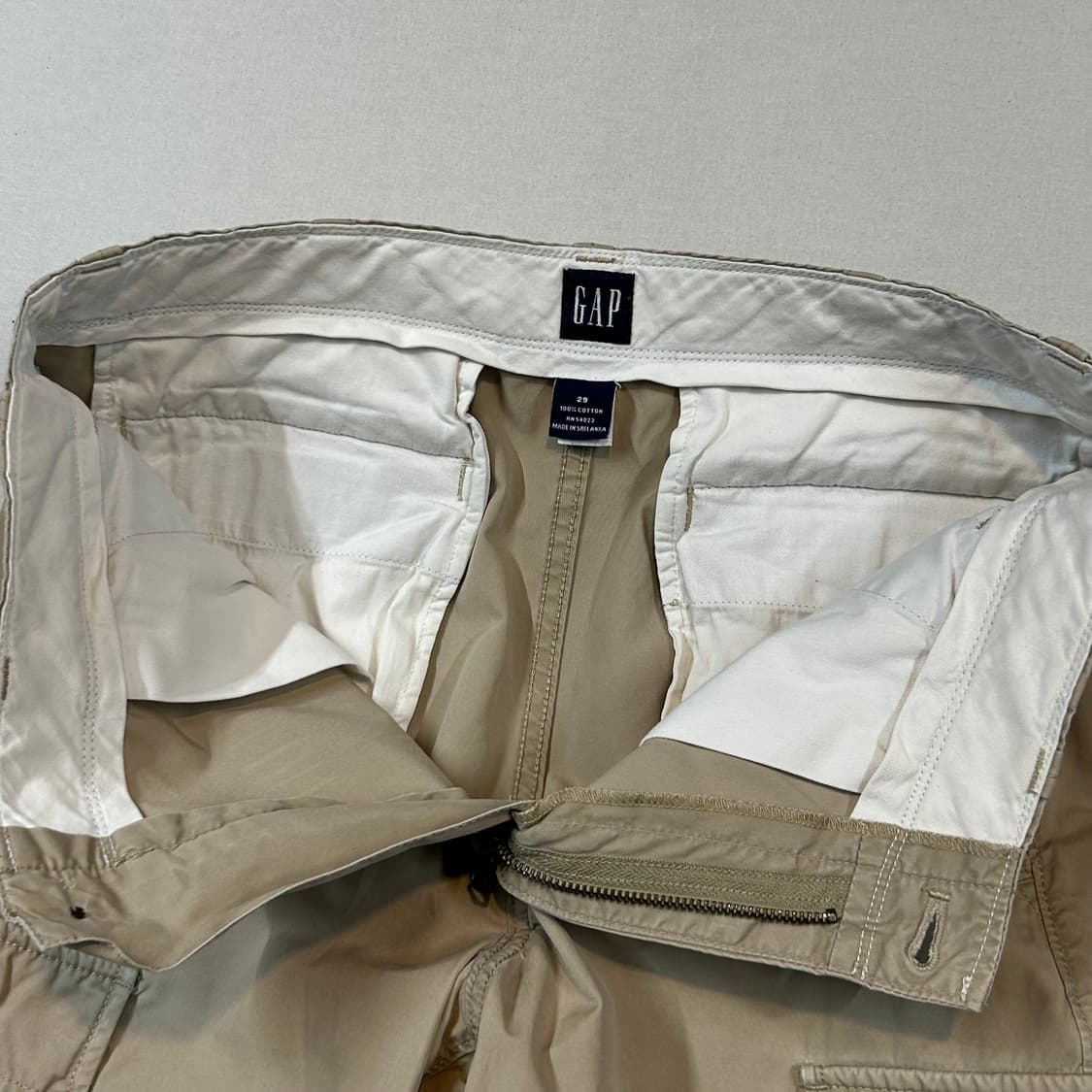 32inch) GAP 갭 카고 반바지 베이지 상품이미지3