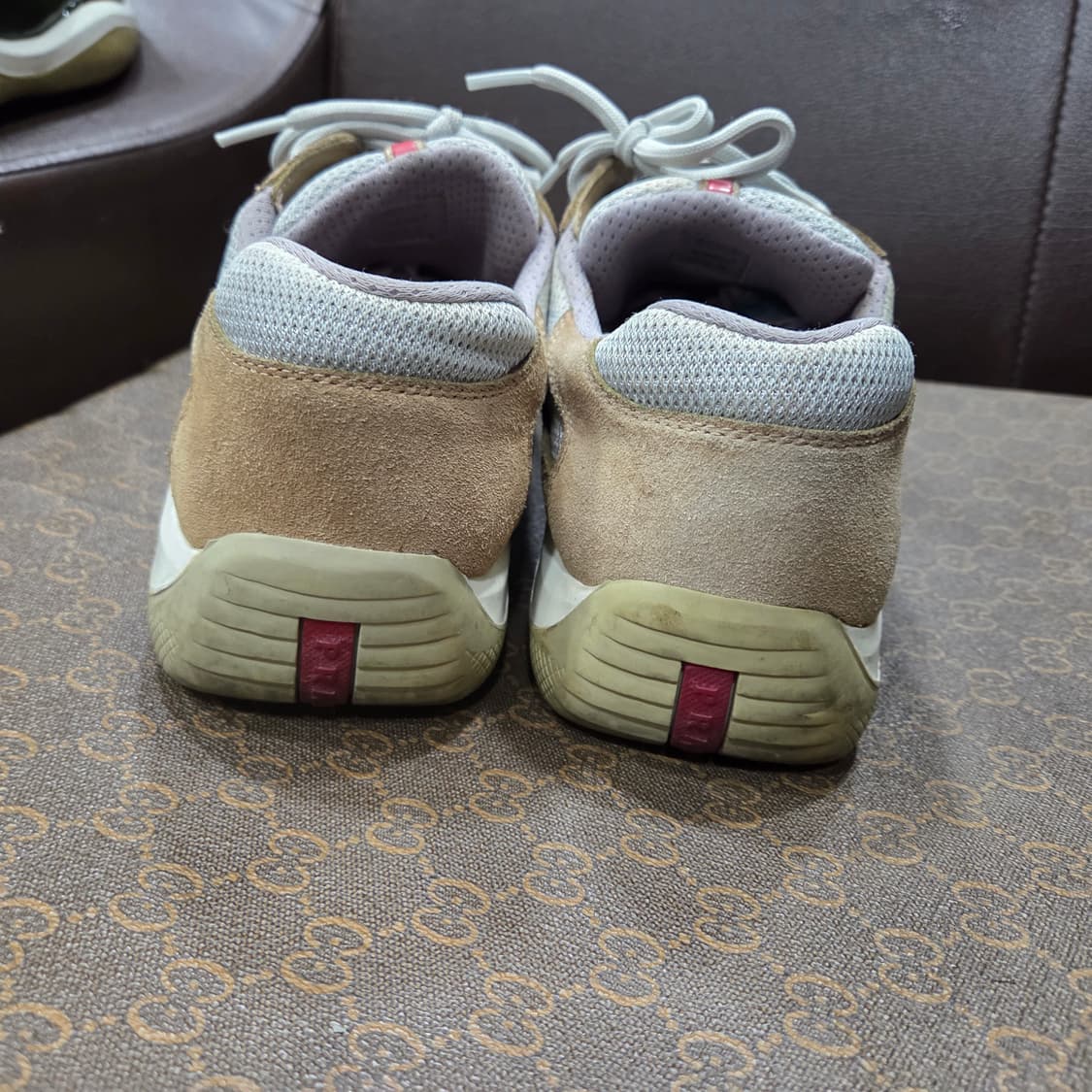 프라다 아메리카컵 스웨이드 스니커즈 상품이미지4