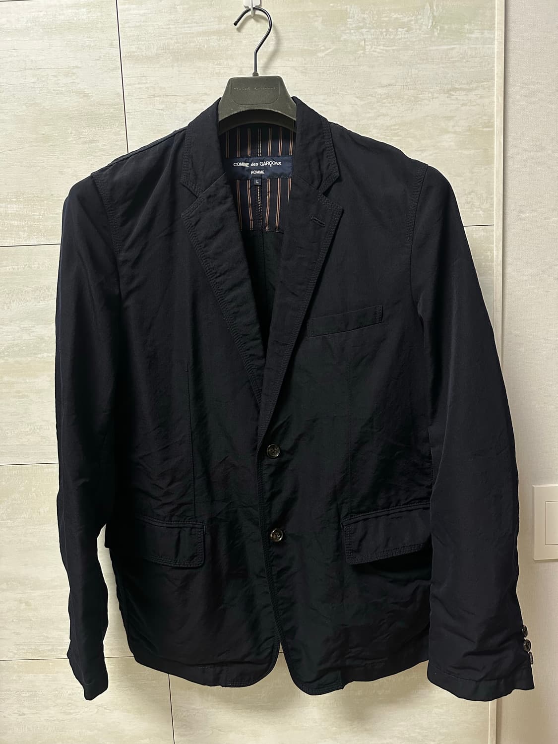 꼼데가르송 옴므 투버튼 세미 오버 블레이저 L  상품이미지1