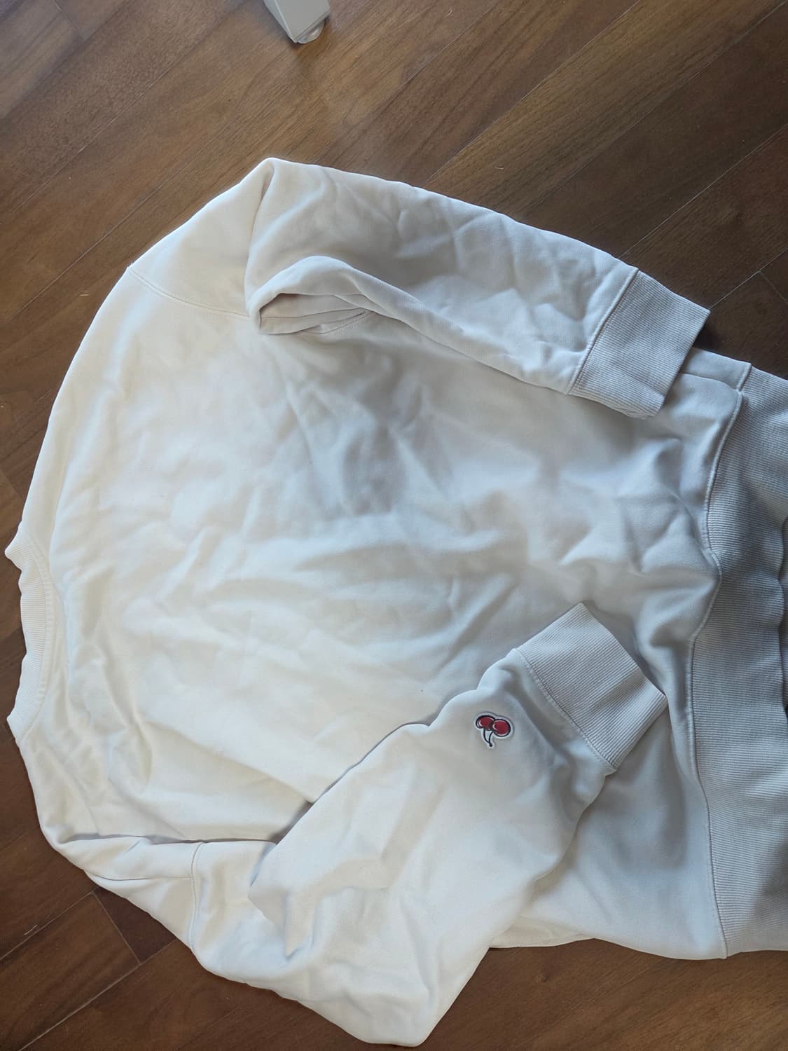 키르시맨투맨 판매합니다~ 상품이미지4