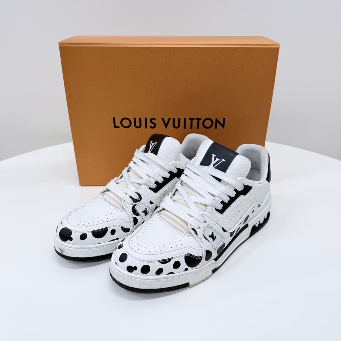 [A급/275] 루이비통 x 쿠사마 야요이 트레이너 스니커즈 블랙 상품이미지1