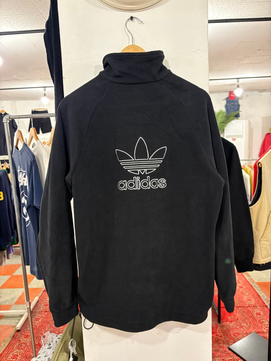 아디다스 후리스 반집업 상품이미지2