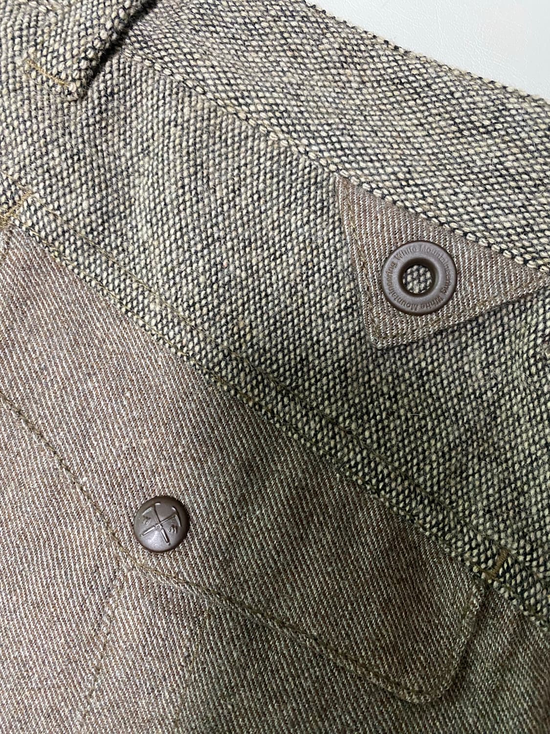 화이트마운티니어링 헤링본 팬츠 2 상품이미지4