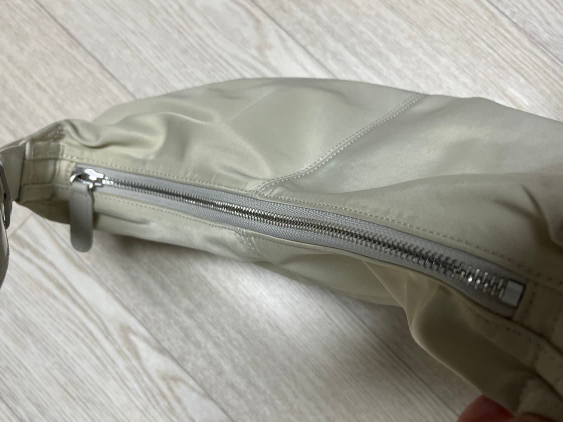 낫띵리튼 호보백 솔트 상품이미지8