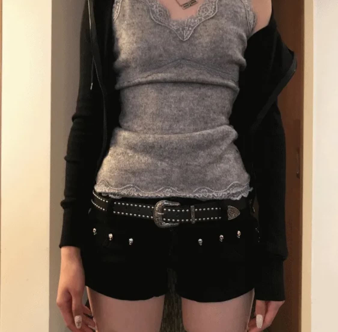 당일배송) 쿄이 위스퍼 레이스 슬리브리스 나시 그레이 오네갸루 세미갸루 상품이미지1