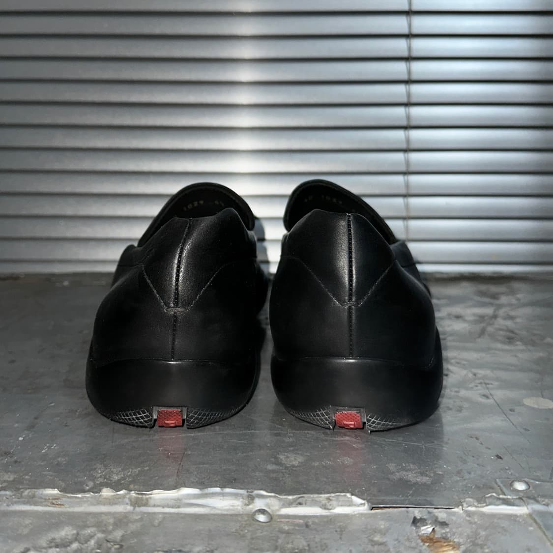 00s 빈티지 프라다 스포츠 로고 로퍼 상품이미지5