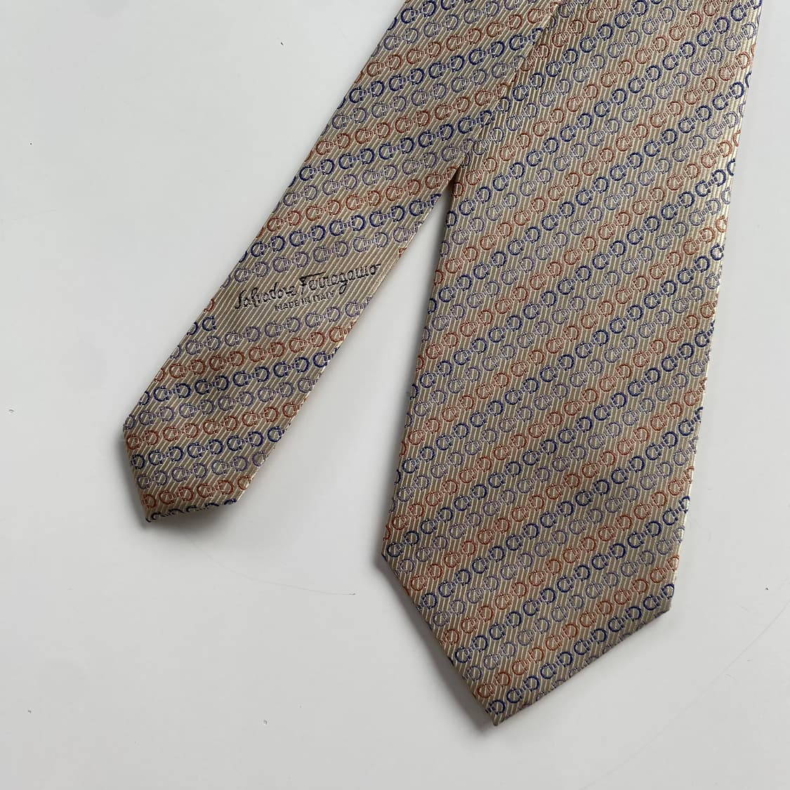 페레가모(Ferragamo) 모노그램 넥타이 정품명품 7.8cm 상품이미지1