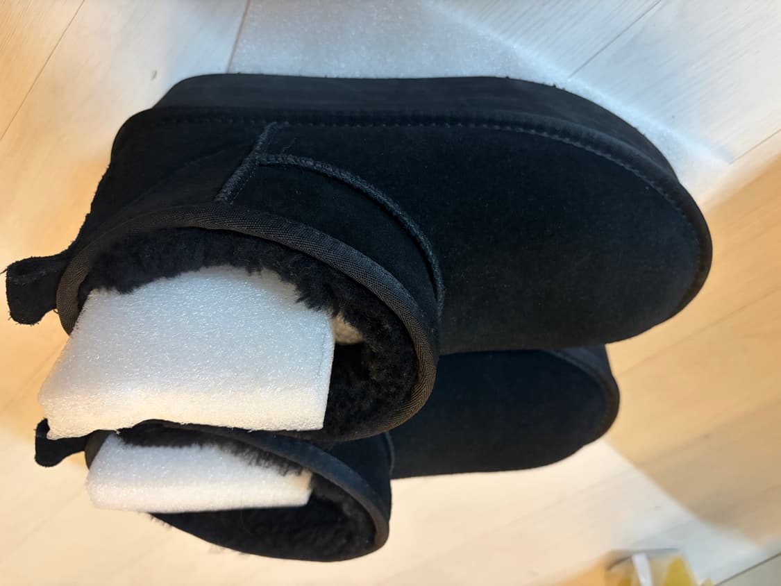 UGG 호주 Saylor Ultra Platform 블랙 부츠 40 상품이미지4