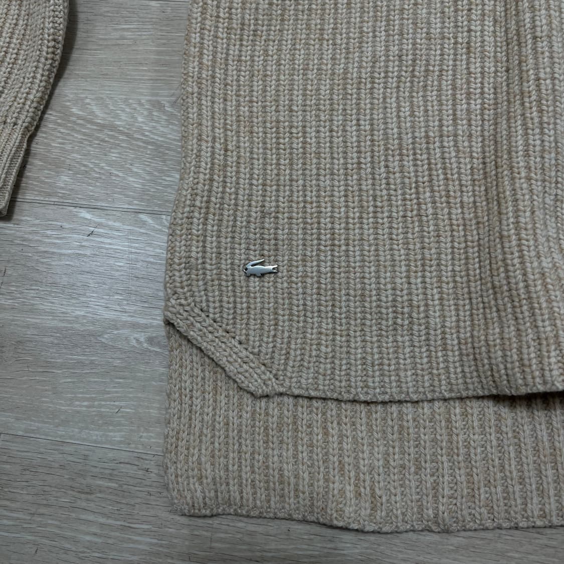 라코스테 여성 와펜 라운드넥 청키 니트 스웨터 [베이지] 34(S/90) 상품이미지5